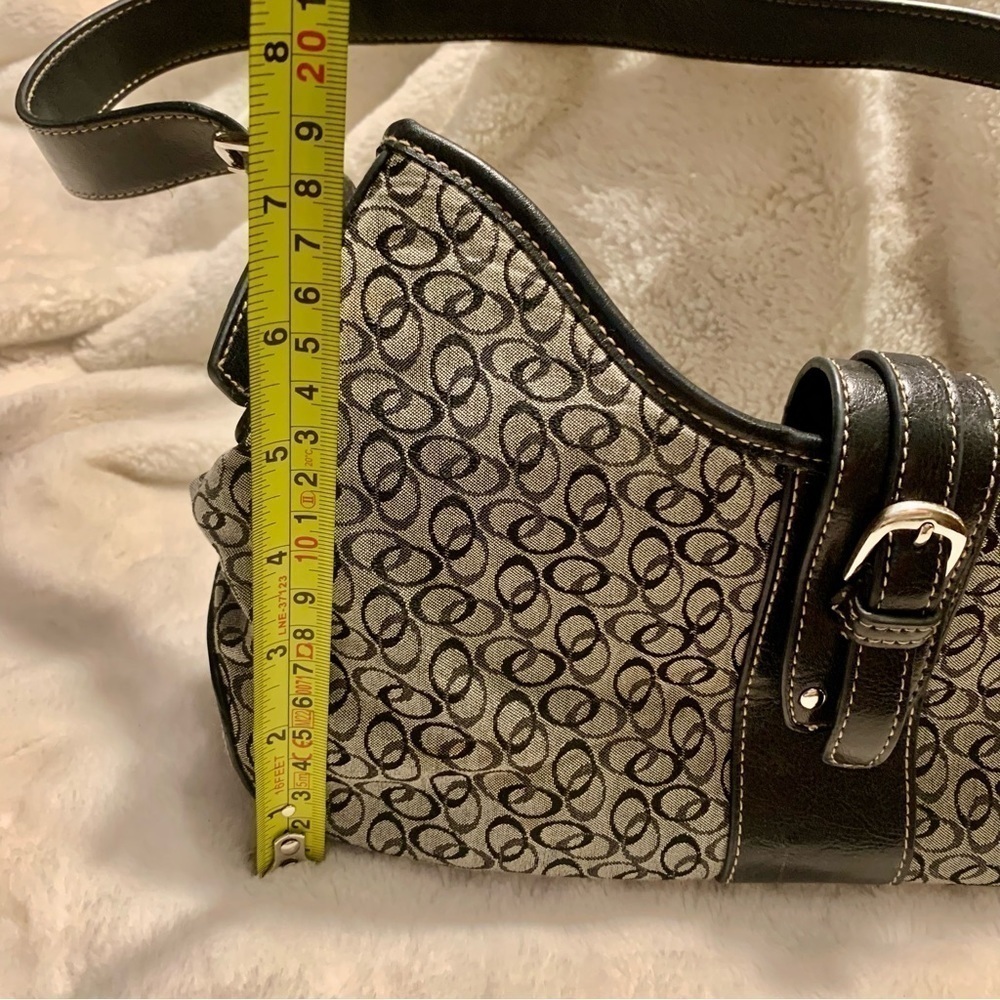 Shoulder Bag Like New Grey Canvas Black Vegan Leather Trim Circular Silver - Picture 15 of 16
